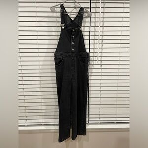 Levi’s overalls